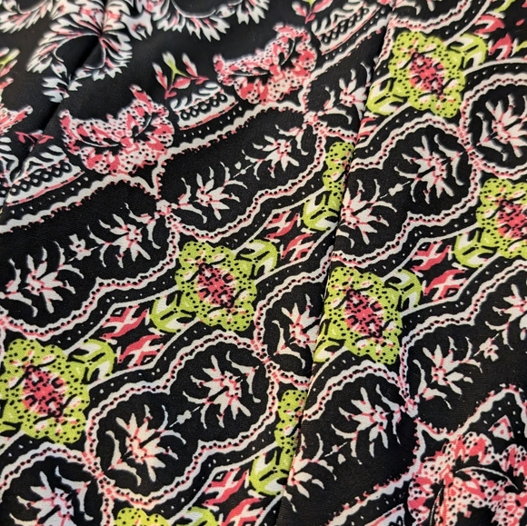 Organic Flower Print Dress - Picture 6 of 6